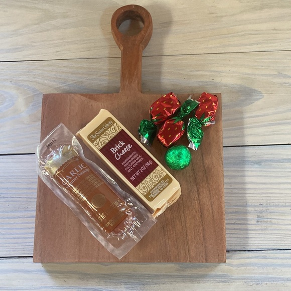 Charcuterie Cutting Small Square with Handle Serving Board Dark Wood 5.5 x 6 in - Picture 4 of 7